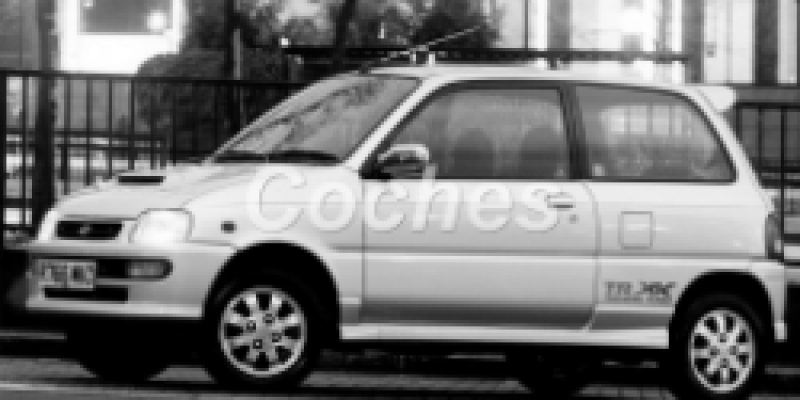 Daihatsu Mira 1997 Hatchback 3-Puertas IV 0.7 MANUAL (64 CV) 4WD