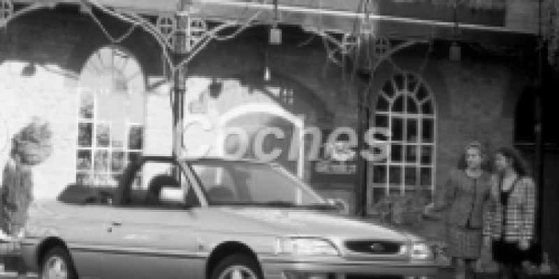 Ford Escort 1994 Cabriolet V Restyling 1 1.8 MANUAL (130 CV)