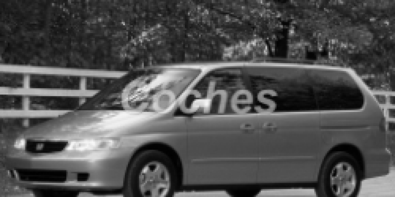 Honda Odyssey (North America) 1998 Minivan II 3.5 AUTOMATICO (213 CV)