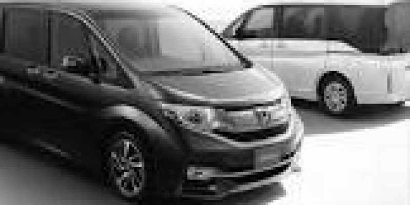 Honda Stepwgn 2015 Minivan IV Restyling 2.0 CVT (150 CV)