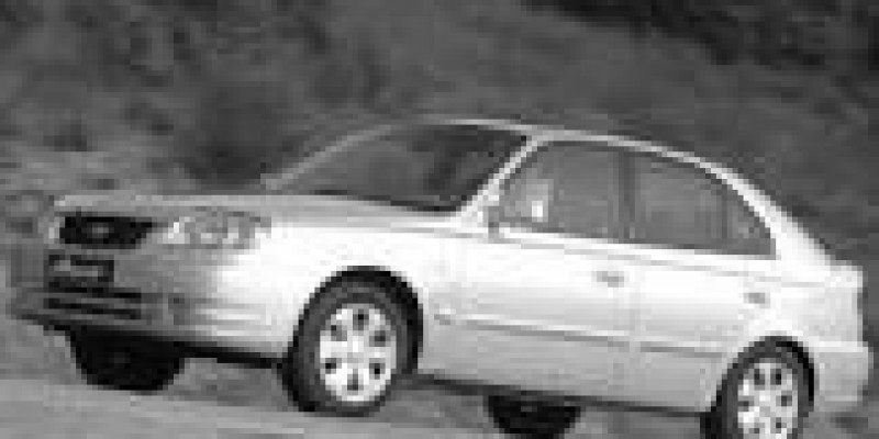 Hyundai Accent 2012 Sedan II (TagAZ) 2.4 AUTOMATICO (193 CV)