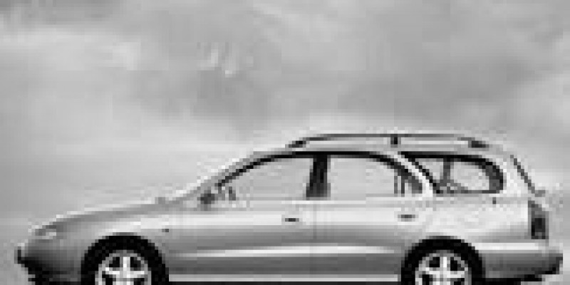 Hyundai Avante 2001 Liftback III 1.5 AUTOMATICO (102 CV)