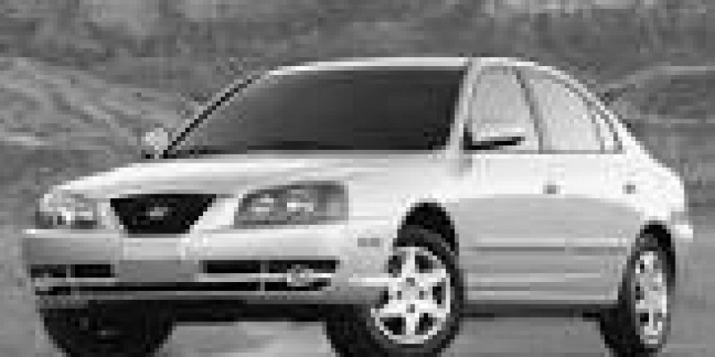 Hyundai Avante 2003 Liftback III 1.5 MANUAL (102 CV)