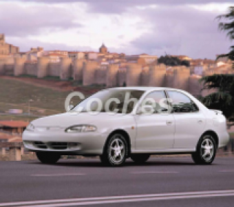 Hyundai Elantra  1995
