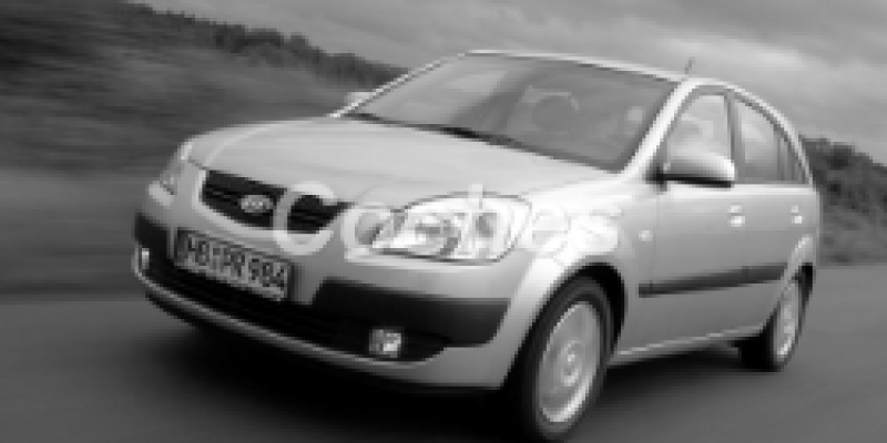 Kia Rio 2008 Hatchback 5-Puertas II 1.5d MANUAL (109 CV)