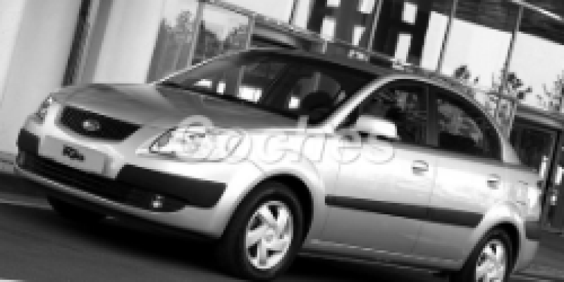 Kia Rio 2009 Sedan II 1.5d MANUAL (109 CV)