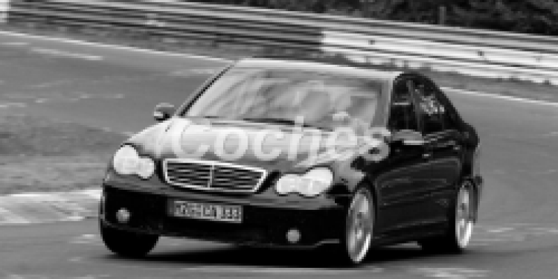 Mercedes-Benz C-klasse 2000 Sedan II (W203) 180 2.0 AUTOMATICO (129 CV)