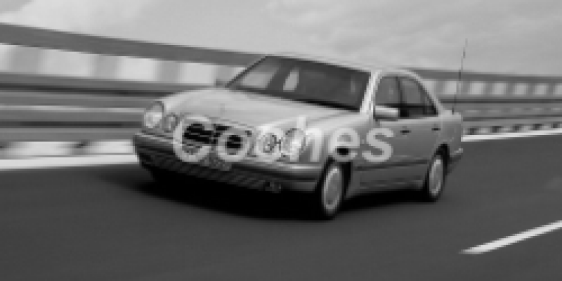 Mercedes-Benz E-klasse 1999 Sedan II (W210, S210) 200 2.0 AUTOMATICO (136 CV)