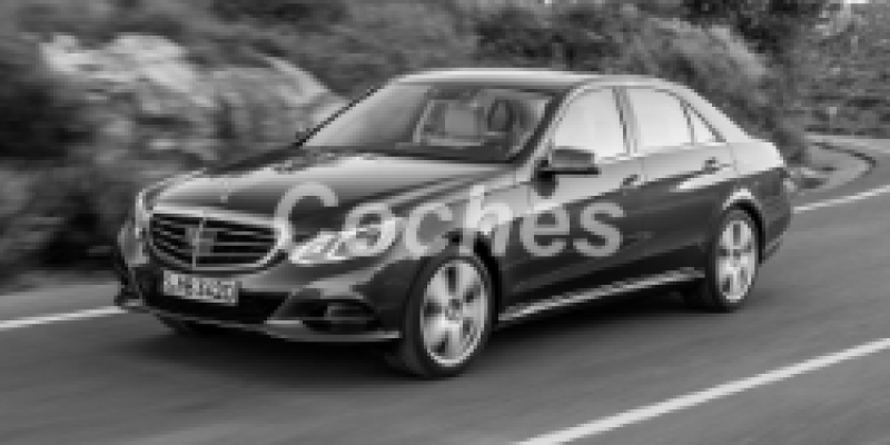Mercedes-Benz E-klasse 2016 Sedan IV (W212, S212, C207) Restyling 300 3.5 AUTOMATICO (249 CV) 4WD