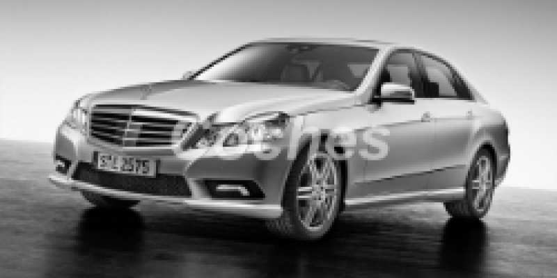 Mercedes-Benz E-klasse 2010 Sedan IV (W212, S212, C207) 220 5G-Tronic 2.1d AUTOMATICO (163 CV)