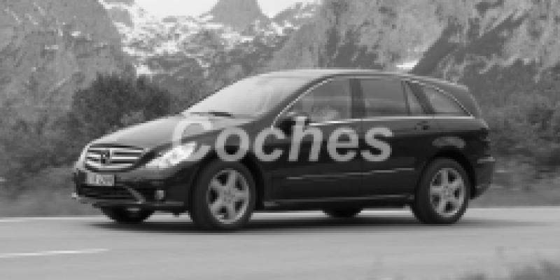 Mercedes-Benz R-klasse 2009 Minivan I Restyling 300 Long 3.0 AUTOMATICO (231 CV)
