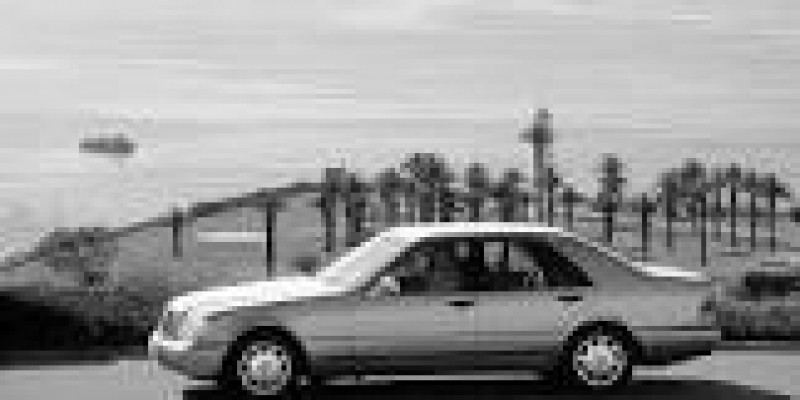 Mercedes-Benz S-klasse 1992 Sedan III (W140) 300 3.2 AUTOMATICO (231 CV)