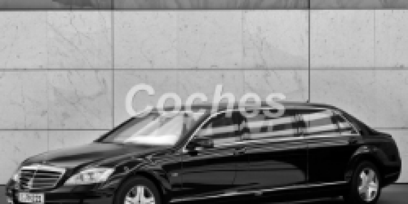 Mercedes-Benz S-klasse 2013 Limousine V (W221) Restyling Pullman 5.5 AUTOMATICO (517 CV)