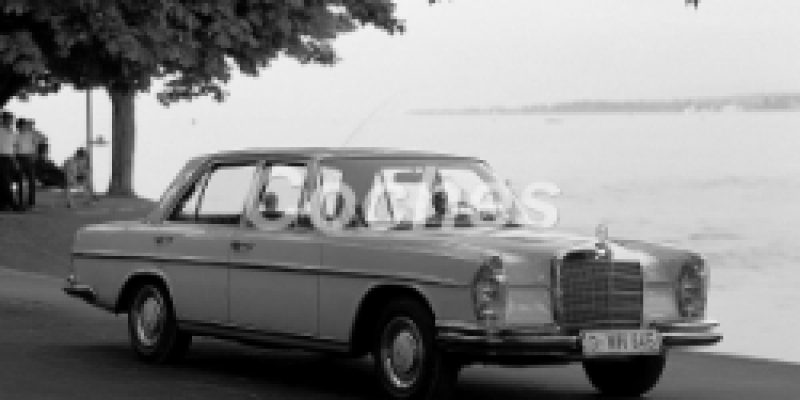 Mercedes-Benz W108 1968 Sedan W108 2.8 MANUAL (160 CV)
