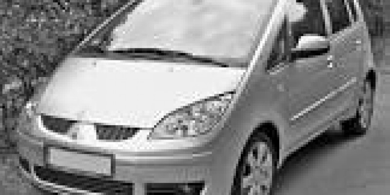 Mitsubishi Colt 2011 Hatchback 5-Puertas VI (Z20/Z30) 1.5 CVT (154 CV)