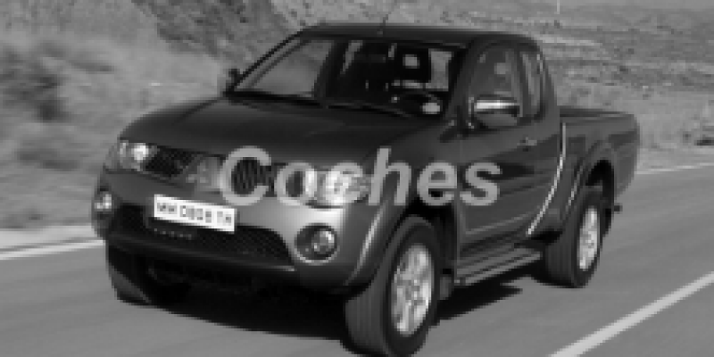 Mitsubishi L200 2012 Pickup Extra Cab IV 2.5d AUTOMATICO (136 CV) 4WD