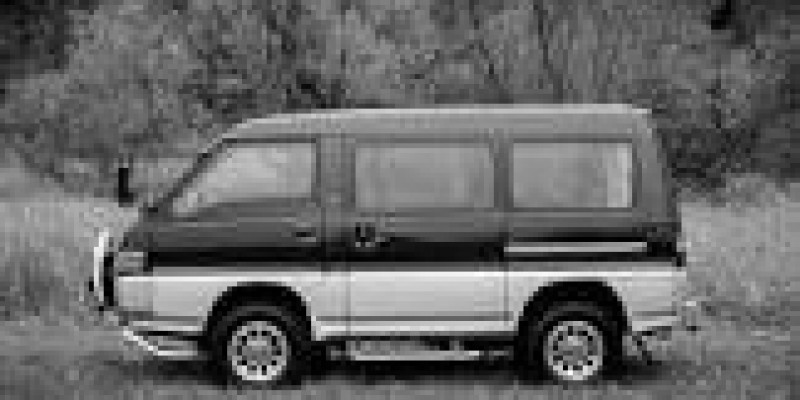 Mitsubishi L300 1999 Van II 2.5d MANUAL (70 CV)