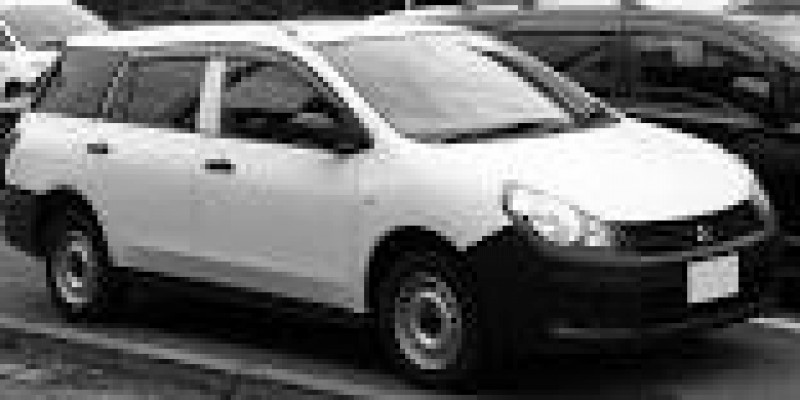 Mitsubishi Lancer Cargo 2015 Wagon 5-Puertas Y12 1.5 CVT (111 CV)