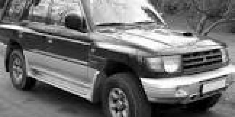 Mitsubishi Pajero 1990 SUV 5-Puertas I 3.0 MANUAL (150 CV) 4WD
