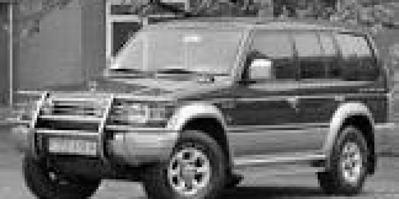 Mitsubishi Pajero 2000 SUV 5-Puertas II Restyling 2.4 AUTOMATICO (112 CV) 4WD