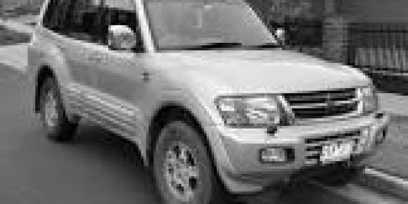 Mitsubishi Pajero 2000 SUV 5-Puertas III 3.2d AUTOMATICO (175 CV) 4WD