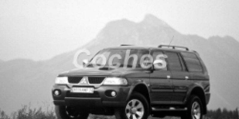 Mitsubishi Pajero Sport 2008 SUV 5-Puertas I Restyling 3.0 AUTOMATICO (177 CV) 4WD