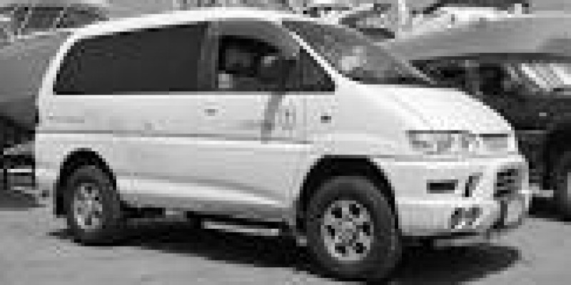 Mitsubishi Space Gear 2000 Minivan I Restyling 2.5d MANUAL (99 CV)