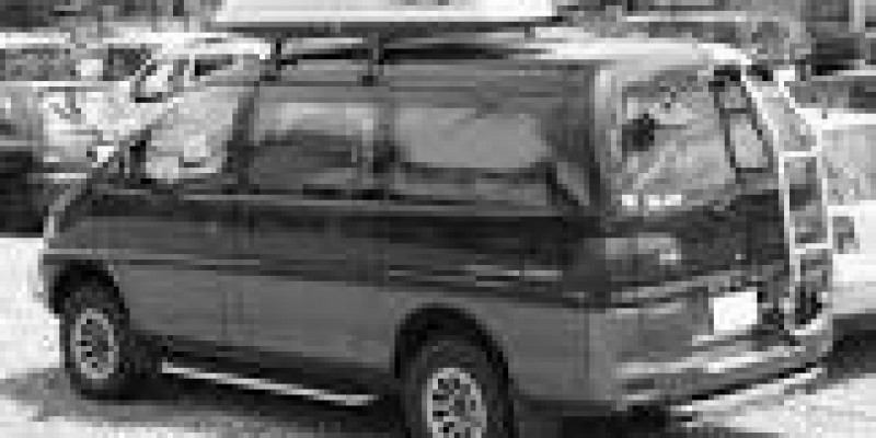 Mitsubishi Space Gear 2001 Minivan I Restyling 2.5d MANUAL (99 CV)
