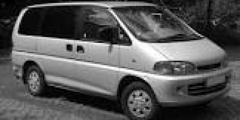 Mitsubishi Space Gear 2005 Minivan I Restyling 2.5d MANUAL (99 CV)