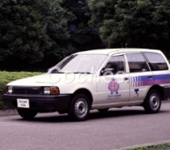 Nissan AD  1998