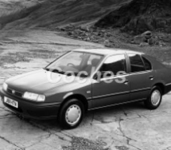Nissan Primera  1990