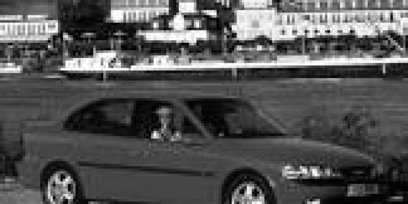 Opel Vectra 2000 Sedan B Restyling 1.8 AUTOMATICO (116 CV)
