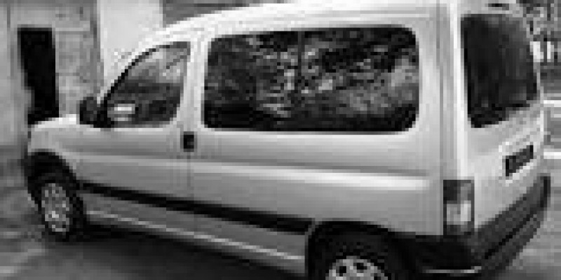 Peugeot Partner 2011 Van I Restyling 1.6 MANUAL (109 CV)