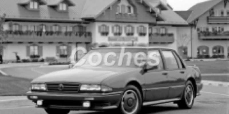 Pontiac Bonneville 1988 Sedan VIII 3.8 AUTOMATICO (165 CV)