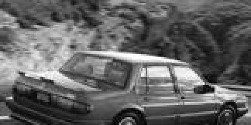 Pontiac Bonneville 1989 Sedan VIII 3.8 AUTOMATICO (165 CV)