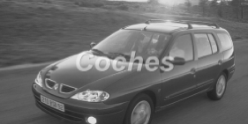 Renault Megane 1999 Wagon 5-Puertas I Restyling 1.4 MANUAL (75 CV)
