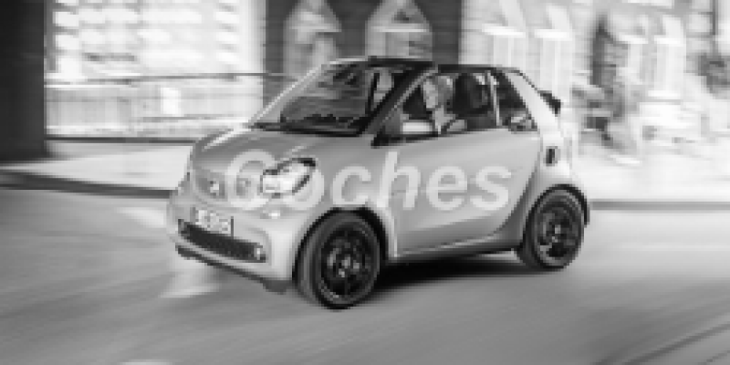 Smart Fortwo 2017 Cabriolet III Brabus 0.9 AUTOMATICO (109 CV)