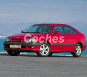 Toyota Avensis  1999