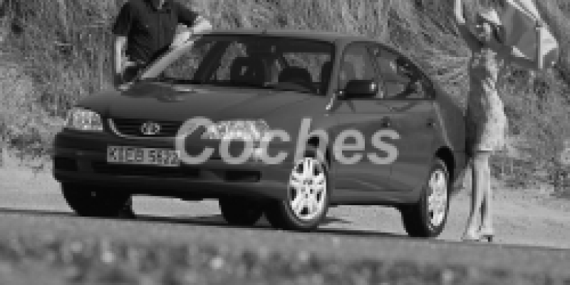 Toyota Avensis 2003 Hatchback 5-Puertas I Restyling 1.8 AUTOMATICO (129 CV)