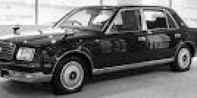 Toyota Century 2018 Sedan II (G50) Restyling 5.0 AUTOMATICO (280 CV)