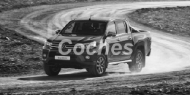 Toyota Hilux 2020 Pickup Double Cab VIII 2.4d MANUAL (150 CV) 4WD