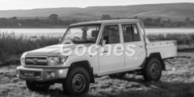 Toyota Land Cruiser 2017 Pickup Double Cab 70 Series Restyling 79 4.2d MANUAL (131 CV) 4WD