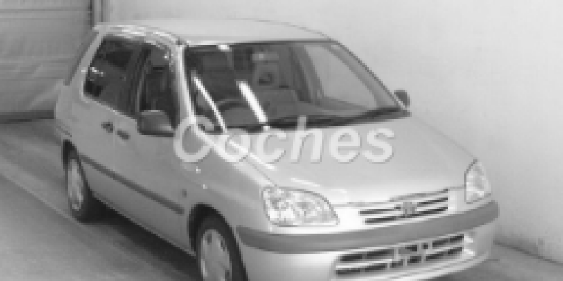 Toyota Raum 2003 MPV I 1.5 AUTOMATICO (91 CV) 4WD