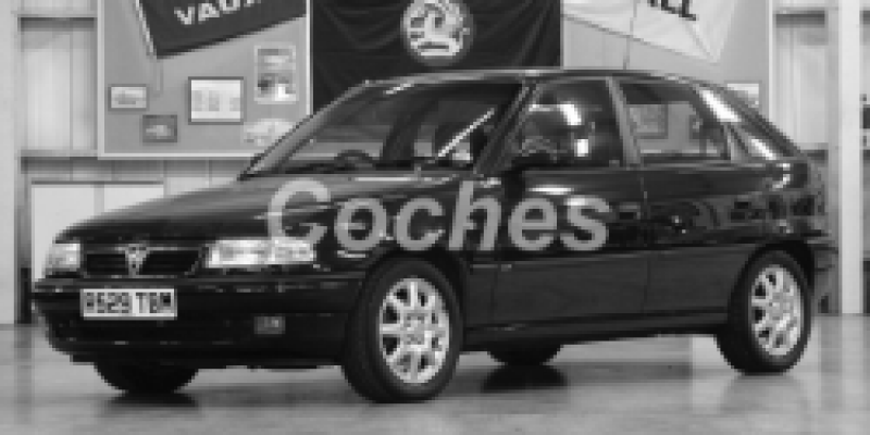 Vauxhall Astra 1995 Hatchback 5-Puertas F 1.6 MANUAL (100 CV)